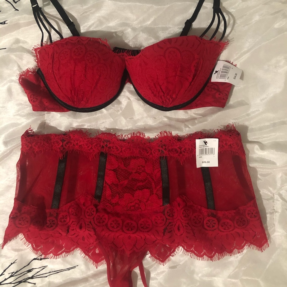 Frederick’s of Hollywood Lingerie